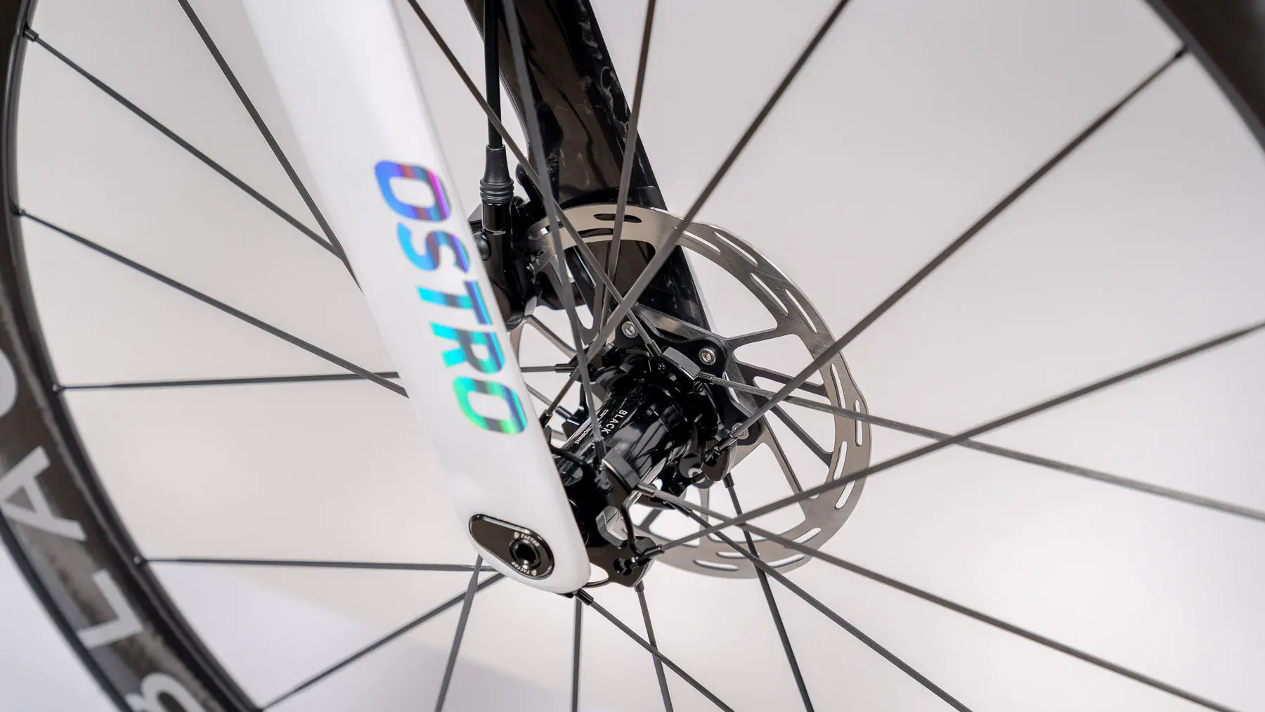 Factor Ostro VAM - White Chrome | 58cm | Custom - Image 4